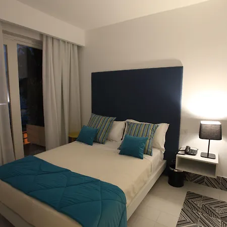 Palma D'oro 3* بانيارا كالابرا